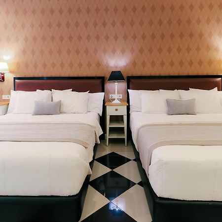 סוראבאיה Home Guesthouse מראה חיצוני תמונה