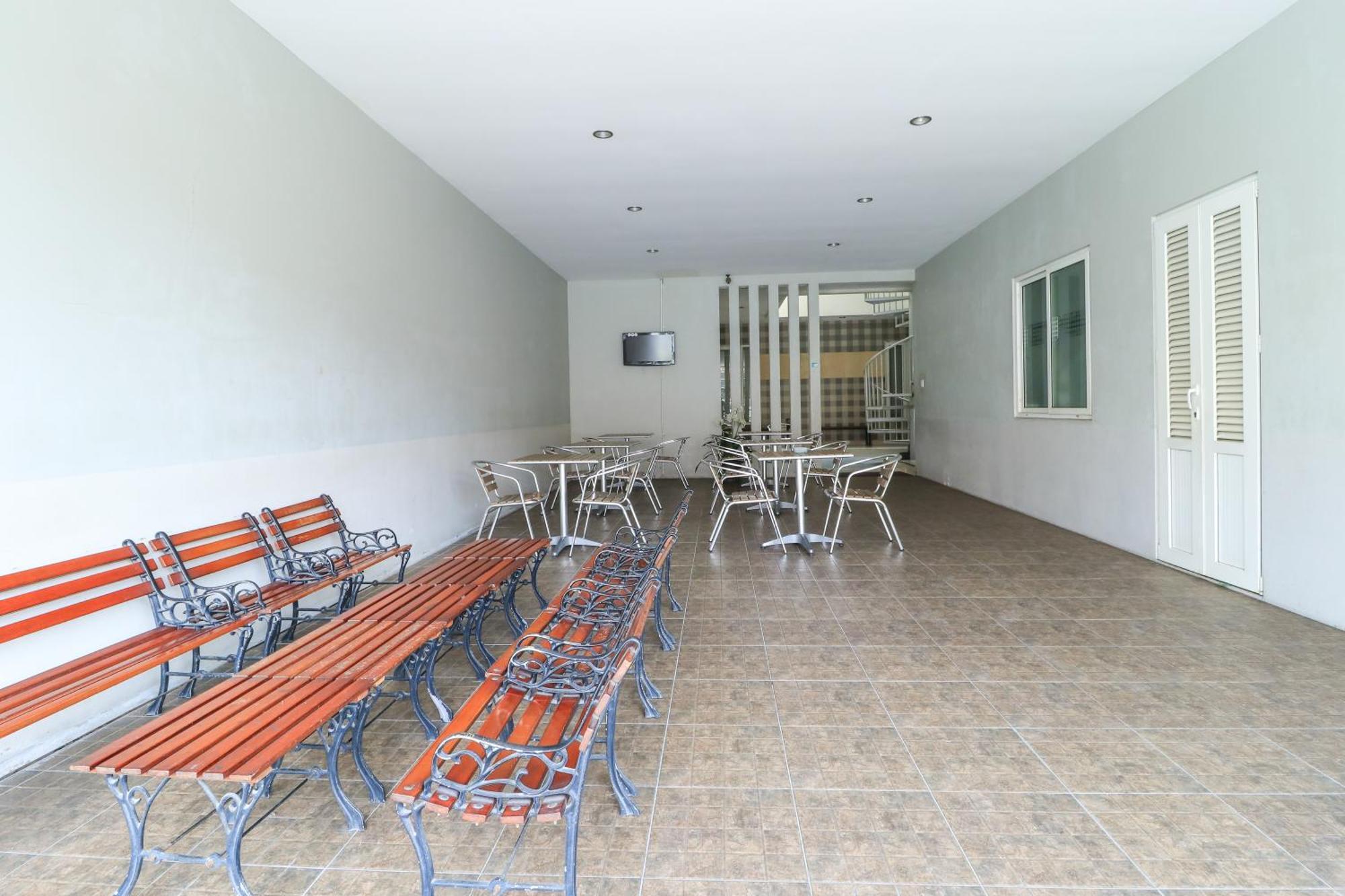 סוראבאיה Home Guesthouse מראה חיצוני תמונה