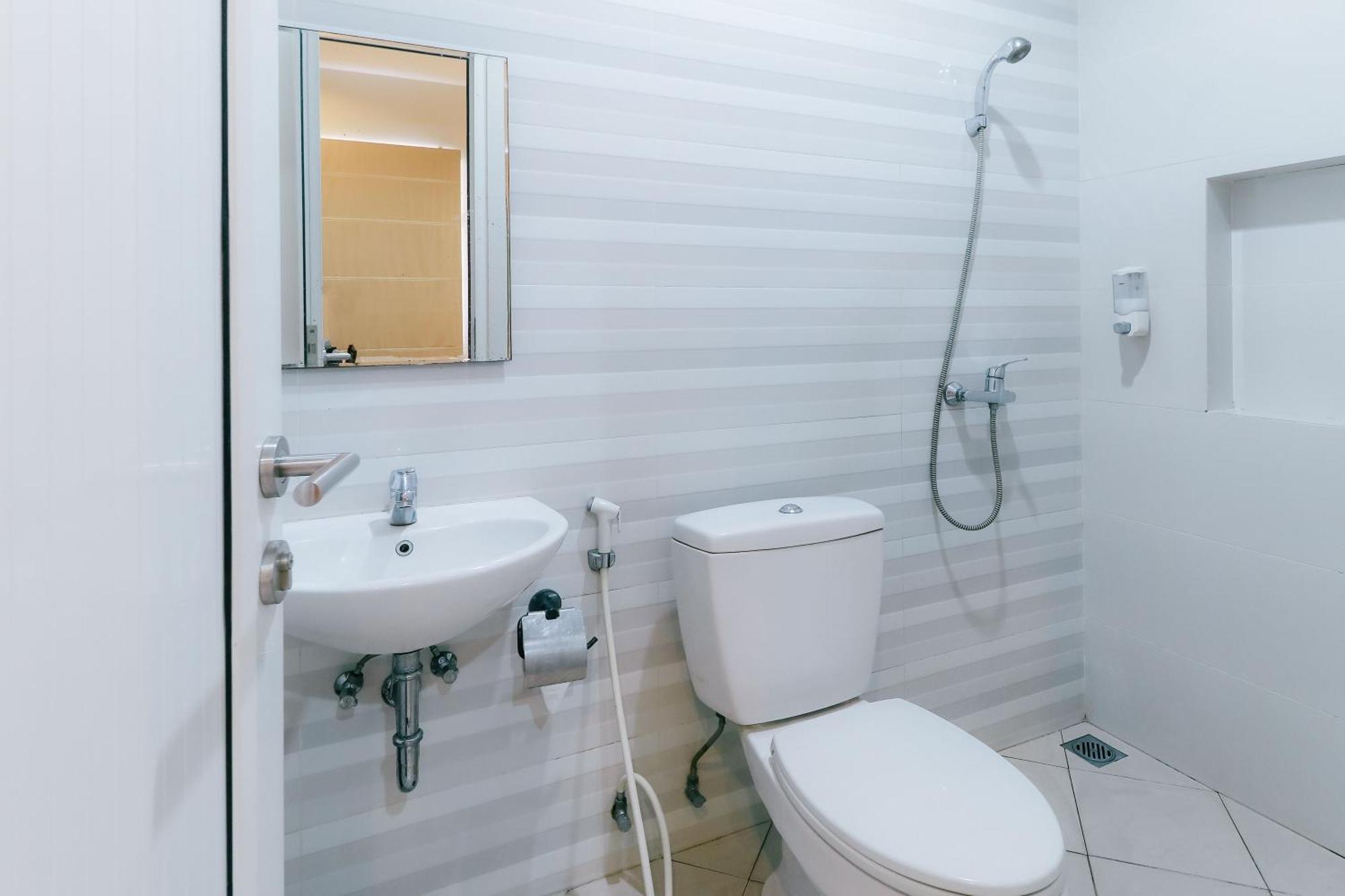 סוראבאיה Home Guesthouse מראה חיצוני תמונה