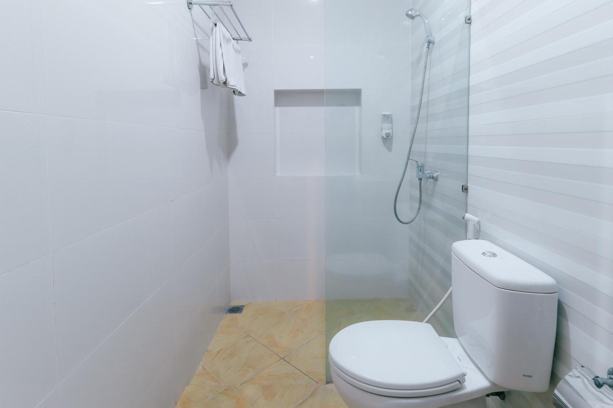 סוראבאיה Home Guesthouse מראה חיצוני תמונה