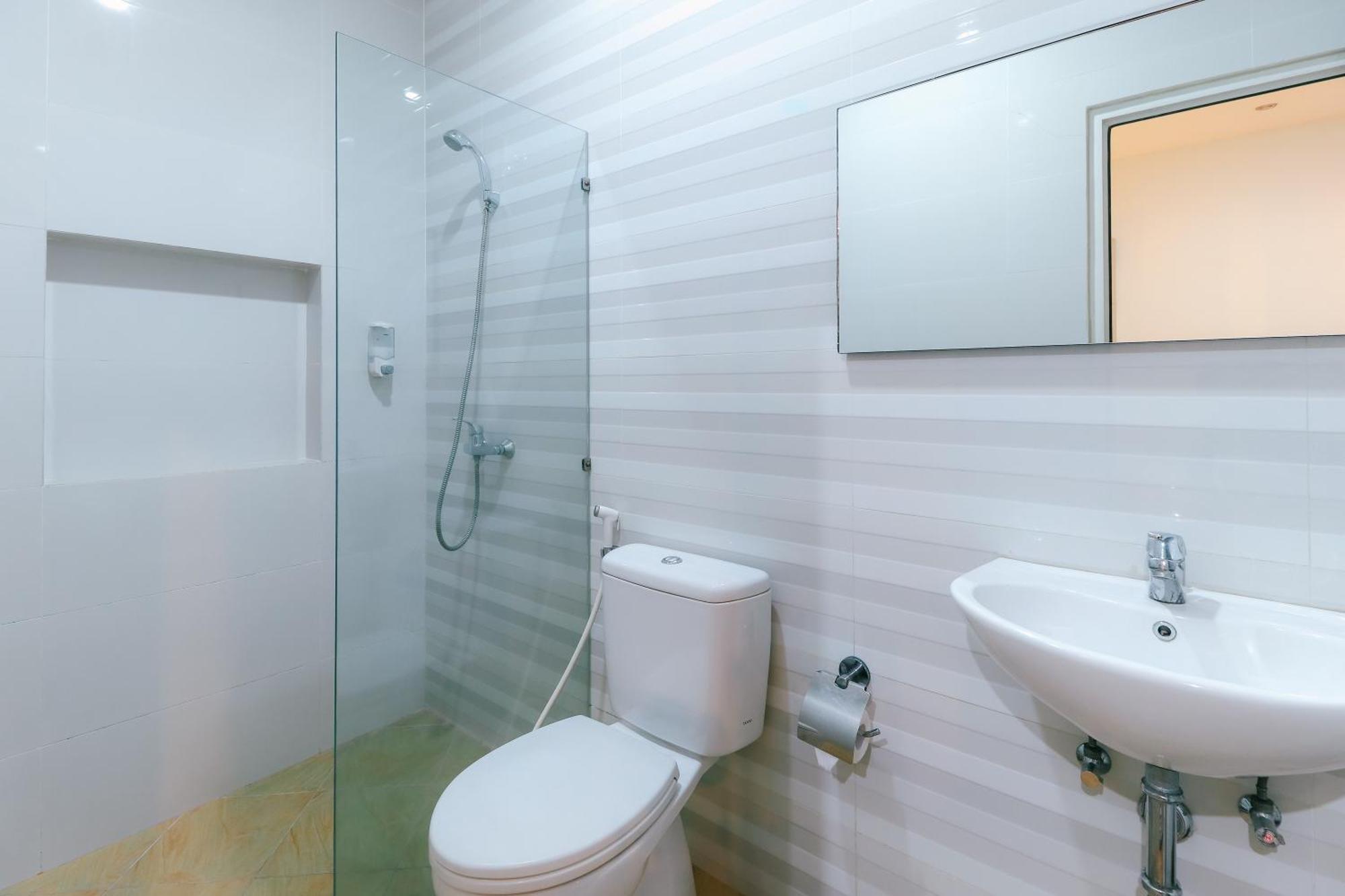 סוראבאיה Home Guesthouse מראה חיצוני תמונה