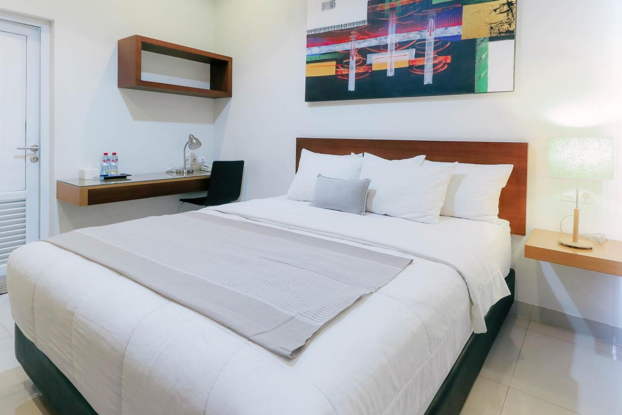 סוראבאיה Home Guesthouse מראה חיצוני תמונה